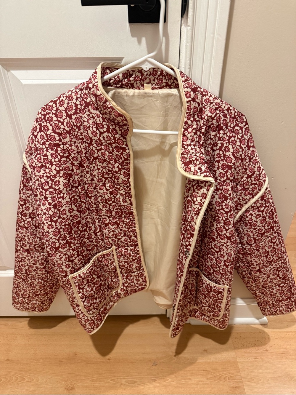 Quilted Floral Cropped Jacket in Burgundy and Cream